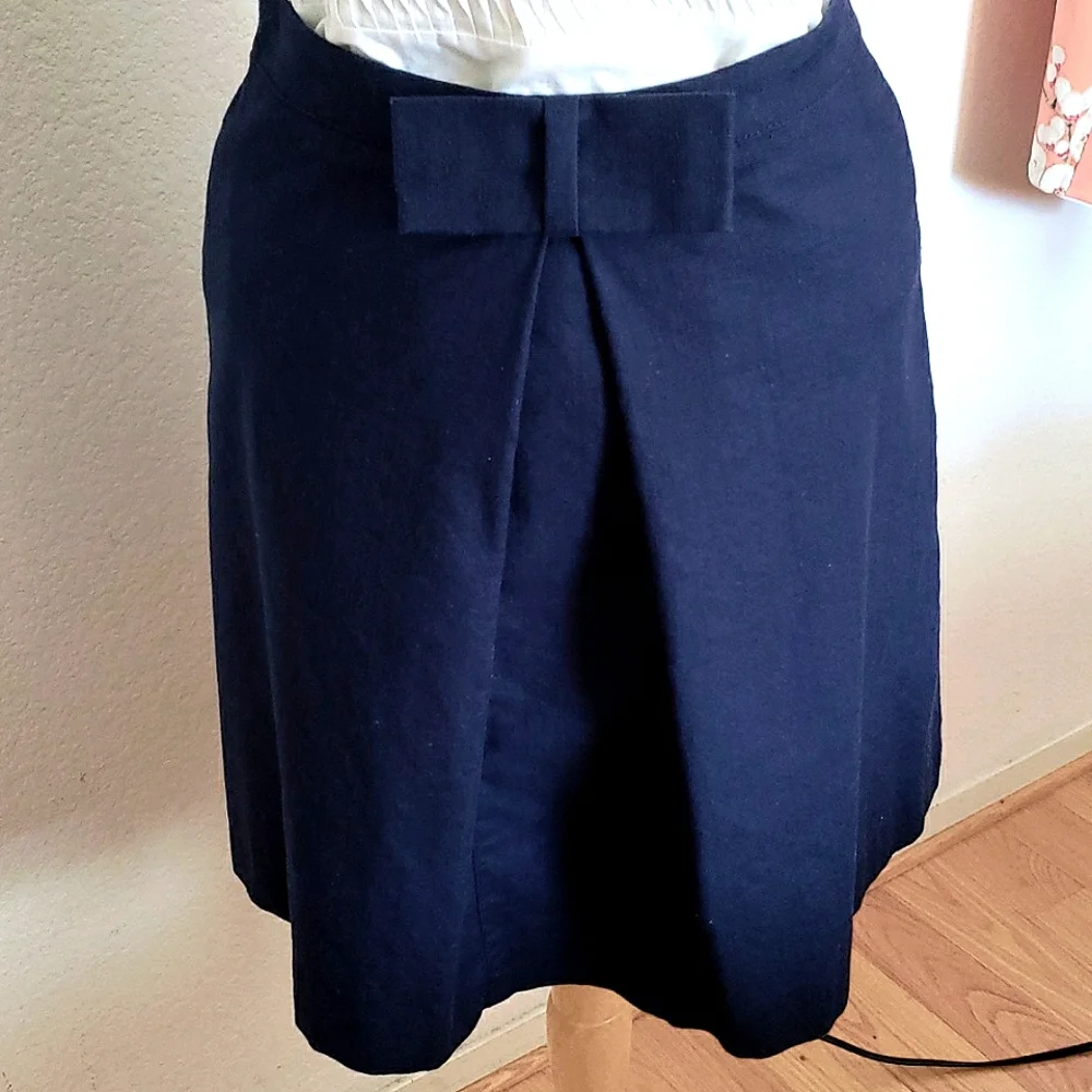 Ann Taylor Loft Navy Bow Skirt Size 2